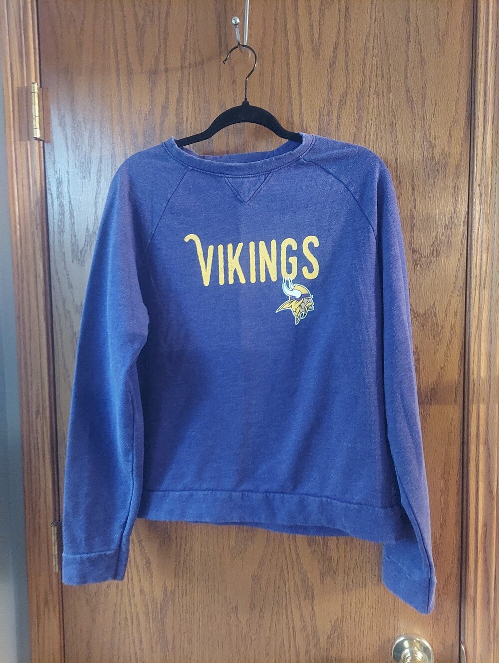Minnesota Vikings Purple Crewneck Sweatshirt - NFL Team Apparel Women's L